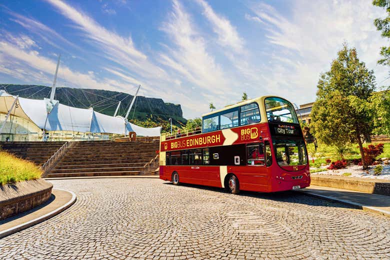 O ônibus turístico de Edimburgo